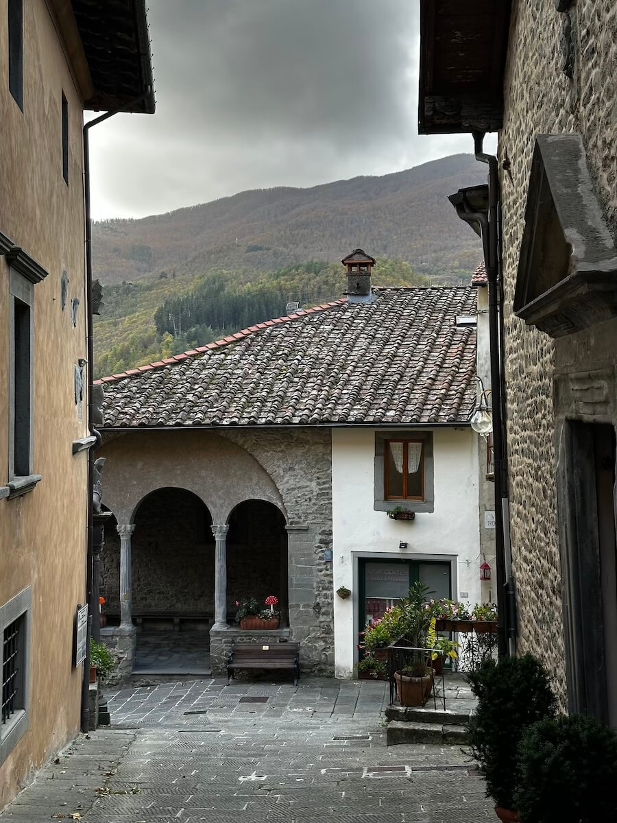 Cutigliano village cobblestone streets